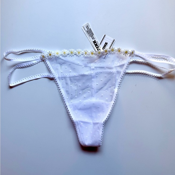 PINK Victoria's Secret Other - 🤍🌼 NWT/ PINK Victoria's Secret White Floral Lace Panties